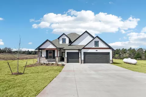 Exterior - 2920 E Northampton St, Broken Arrow, OK 74014 photo 19 of 29