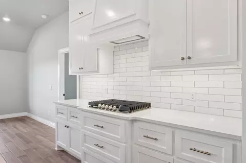 Kitchen - 2920 E Northampton St, Broken Arrow, OK 74014 photo 5 of 16