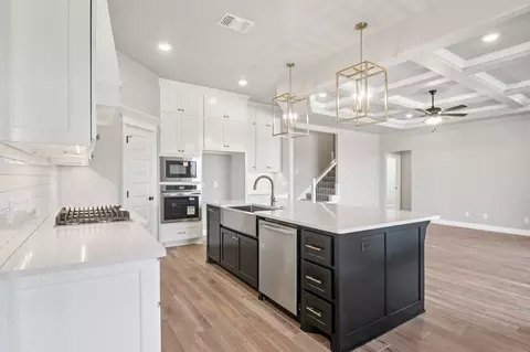 Kitchen - 2920 E Northampton St, Broken Arrow, OK 74014 photo 6 of 16