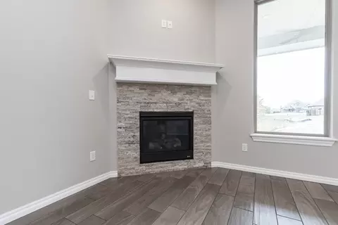 Living - 2920 E Northampton St, Broken Arrow, OK 74014 photo 11 of 11