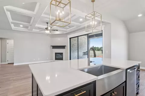 Kitchen - 2920 E Northampton St, Broken Arrow, OK 74014 photo 4 of 16