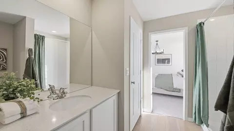 Bath - 370 Blossom St, Bennett, CO 80102 photo 1 of 4