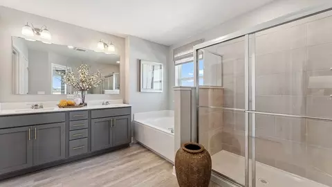 Bath - 9798 47th Bay NE, Saint Michael, MN 55376 photo 2 of 3