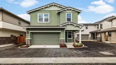 Exterior - 3025 Oakham Dr, Vacaville, CA 95687 photo 13 of 18
