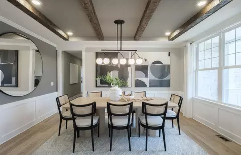 Dining - 1283 Reserve Blvd, Wadsworth, OH 44281 photo 3 of 3