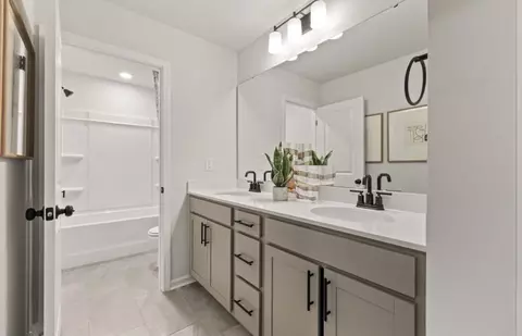 Bath - 1323 Rolesville Rd, Wake Forest, NC 27587 photo 4 of 5