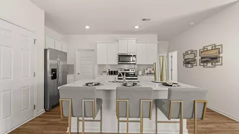 Kitchen - 11809 Conrad Cir, Hampton, GA 30228 photo 3 of 7