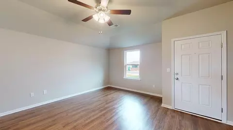 Living - 20395 W 193rd Ln, Spring Hill, KS 66083 photo 1 of 1
