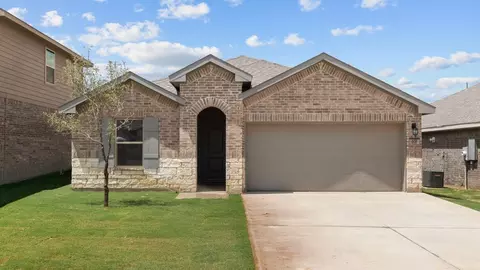204 15th St, Wolfforth, TX 79382