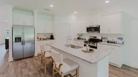 Kitchen - 26657 Sonesta Dr, Daphne, AL 36526 photo 3 of 9
