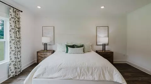 Bedroom - 26657 Sonesta Dr, Daphne, AL 36526 photo 13 of 16