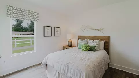 Bedroom - 26657 Sonesta Dr, Daphne, AL 36526 photo 3 of 16