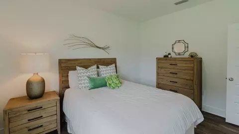 Bedroom - 26657 Sonesta Dr, Daphne, AL 36526 photo 5 of 16