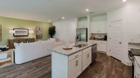 Kitchen - 26657 Sonesta Dr, Daphne, AL 36526 photo 7 of 9