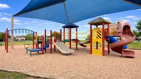 View/Area - 2314 Silvercloud Dr, Lockhart, TX 78644 photo 2 of 2