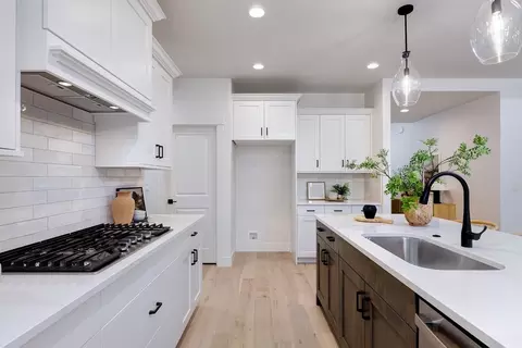 Kitchen - 11511 S Levant Ln, Kuna, ID 83634 photo 2 of 2