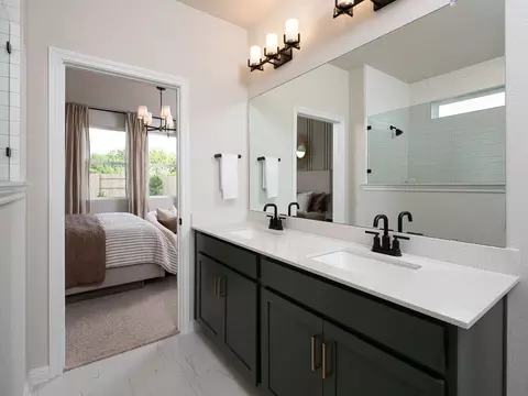 Bath - 114 Kays Path, Georgetown, TX 78626 photo 1 of 4