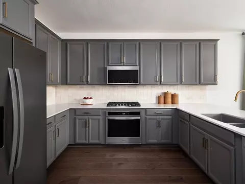 Kitchen - 114 Kays Path, Georgetown, TX 78626 photo 3 of 4