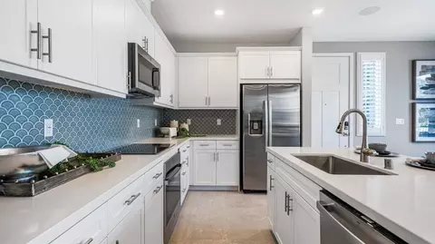 Kitchen - 2782 Bottas Privado, Ontario, CA 91762 photo 3 of 5