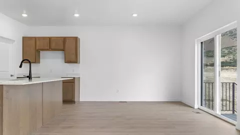 Living - 718 N 1600 E, Salem, UT 84653 photo 1 of 3