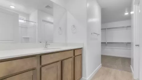 Entry Way - 718 N 1600 E, Salem, UT 84653 photo 4 of 7