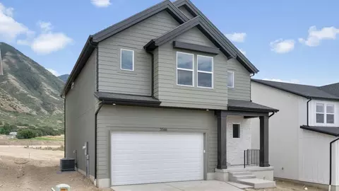 Exterior - 718 N 1600 E, Salem, UT 84653 photo 2 of 18