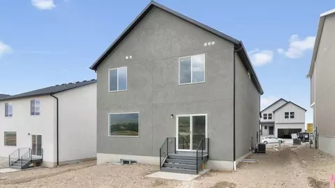 Exterior - 718 N 1600 E, Salem, UT 84653 photo 11 of 18