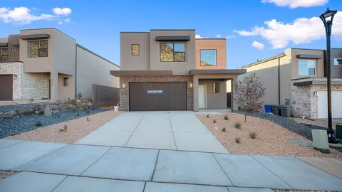 1894 S Queens Garden Dr #4276, Washington, UT 84780