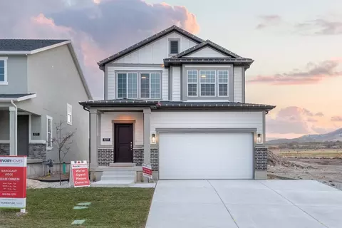 Exterior - 6417 Vernon Dr, Eagle Mountain, UT 84005 photo 2 of 11