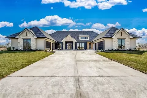 11414 E Fairfax, Wichita, KS 67226