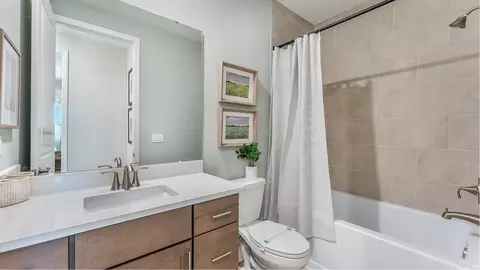 Bath - 76600 Winterfield Dr, Yulee, FL 32097 photo 4 of 4