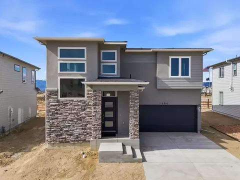 10307 Sundial Shadow Dr, Colorado Springs, CO 80924