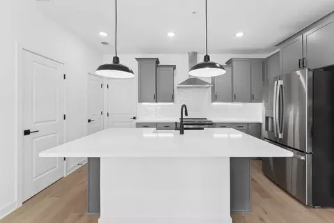Kitchen - 715 Iron Forge Rd UNIT A, Frederick, MD 21702 photo 3 of 3