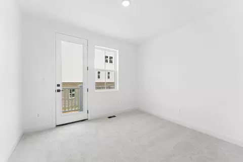 Bedroom - 715 Iron Forge Rd UNIT A, Frederick, MD 21702 photo 2 of 6