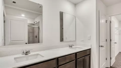 Bath - 14713 S Parkview Dr, Plainfield, IL 60544 photo 2 of 8