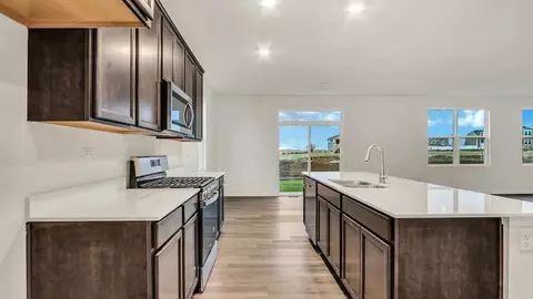 Kitchen - 14713 S Parkview Dr, Plainfield, IL 60544 photo 2 of 9