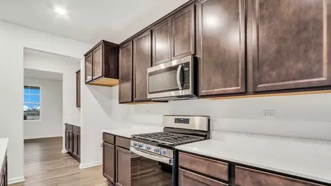 Kitchen - 14713 S Parkview Dr, Plainfield, IL 60544 photo 3 of 9