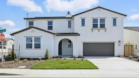 10352 Fontanes Dr, Elk Grove, CA 95757