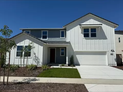 10352 Fontanes Dr, Elk Grove, CA 95757