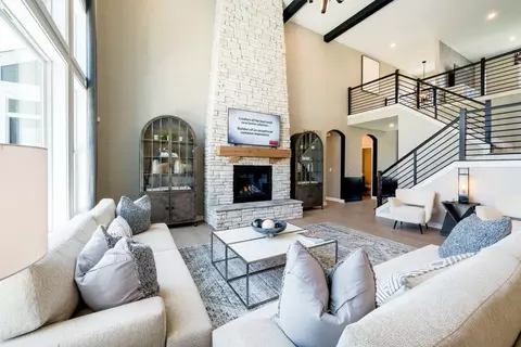 Living - 280 Libby Hollow St, Springboro, OH 45066 photo 6 of 6