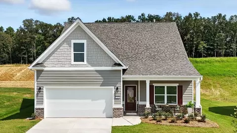 102 Felton Dr, Rockmart, GA 30153