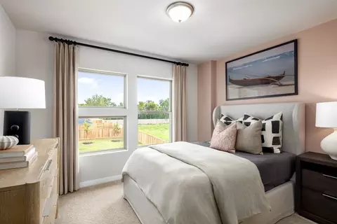 Bedroom - 3626 Compass Pointe Ct, Angleton, TX 77515 photo 5 of 15