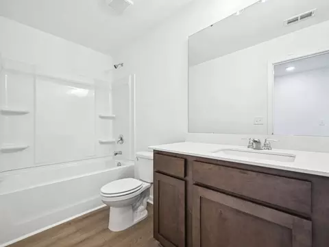 Bath - 6915 Galloway Dr, Middlesex, NC 27557 photo 4 of 5