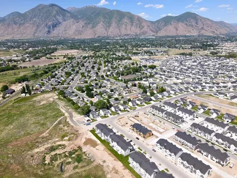 View/Area - 4 S Starlight Ln, Mapleton, UT 84664 photo 6 of 10