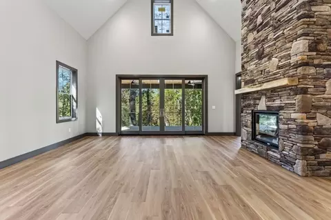 Living - 200 Golfwatch Rd, Canton, NC 28716 photo 6 of 10