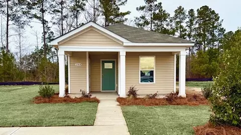 244 Ashworth Dr, Tabor City, NC 28463