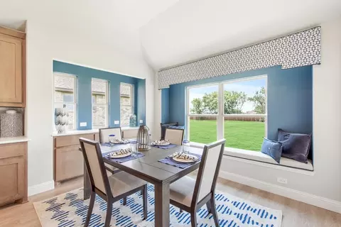 Dining - 112 Sweetwater Dr, Commerce, TX 75428 photo 5 of 6