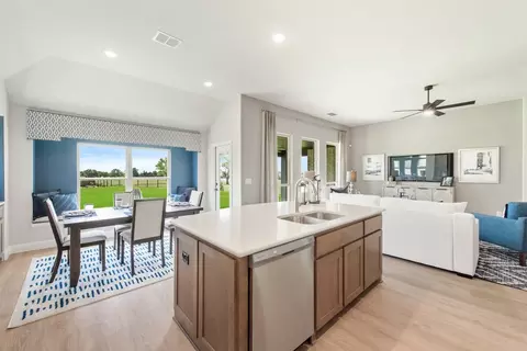 Kitchen - 112 Sweetwater Dr, Commerce, TX 75428 photo 4 of 5