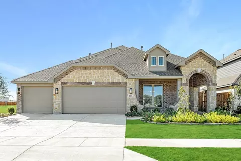 Exterior - 112 Sweetwater Dr, Commerce, TX 75428 photo 7 of 7