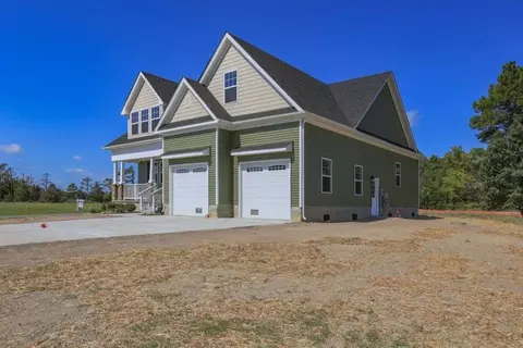 Exterior - 234 Hall Rd, Hampton, VA 23664 photo 12 of 18